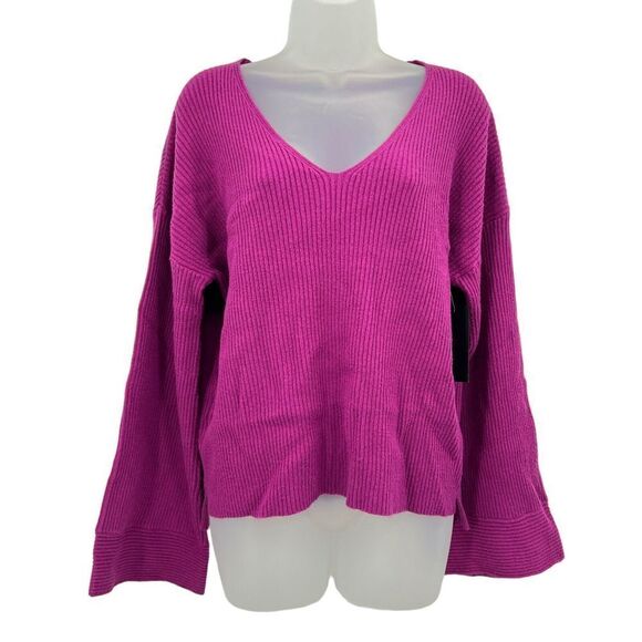 Free Press Sweater Women Small Purple Pullover Long Sleeve VNeck Knit Soft AS IS - Picture 2 of 13